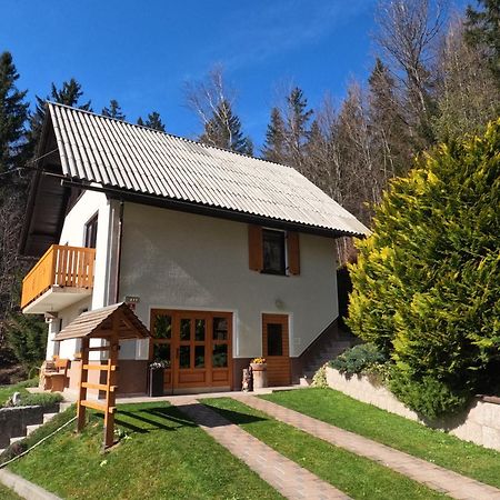 Holiday Home Forest Peace, Lavrovec Hlevni Vrh Экстерьер фото
