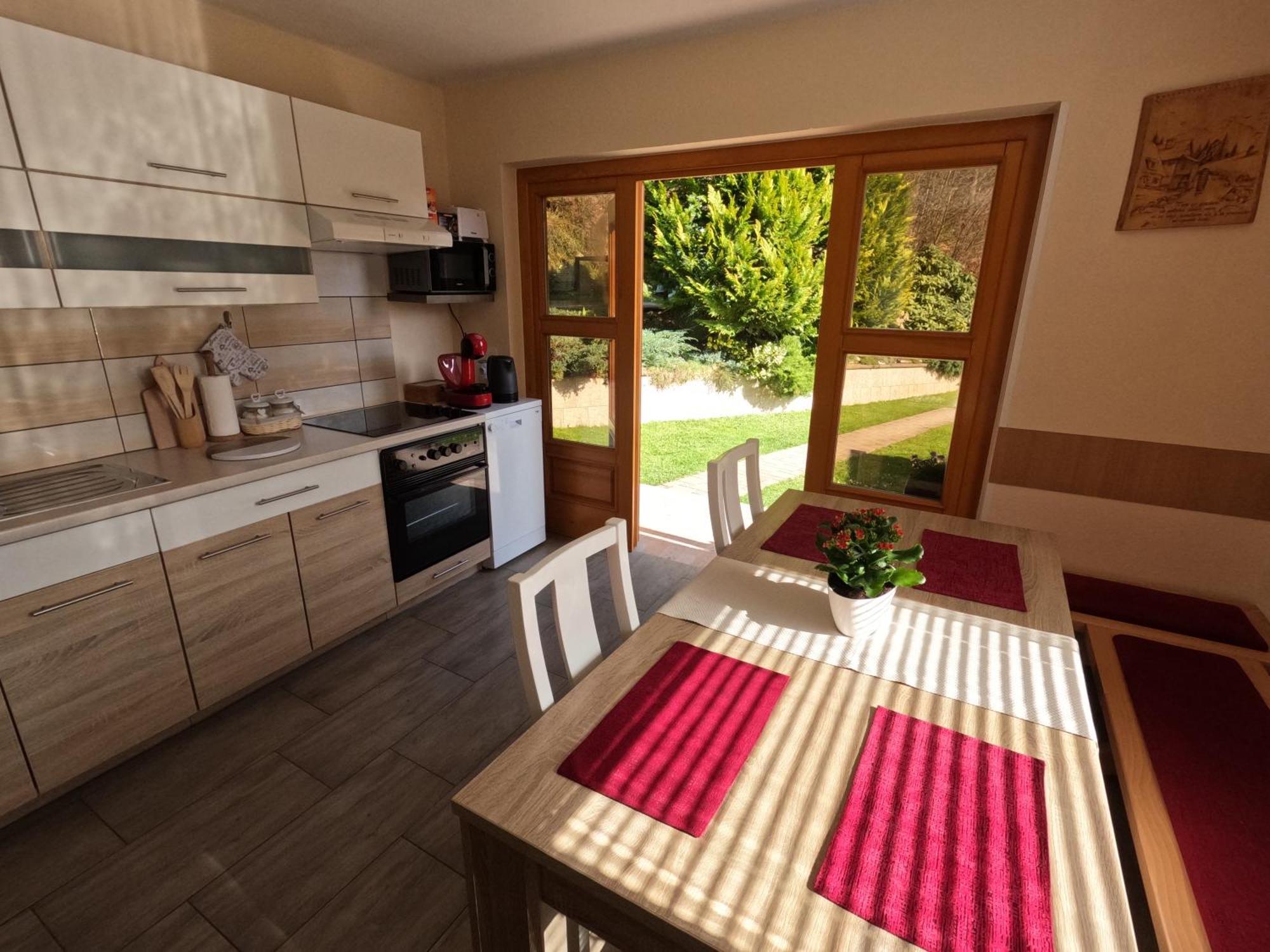 Holiday Home Forest Peace, Lavrovec Hlevni Vrh Экстерьер фото