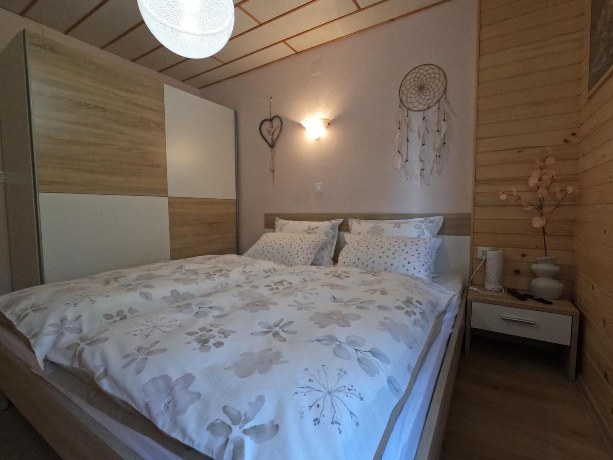 Holiday Home Forest Peace, Lavrovec Hlevni Vrh Экстерьер фото